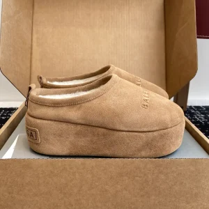 Balenciaga Platform Wool Mule Slippers image 1