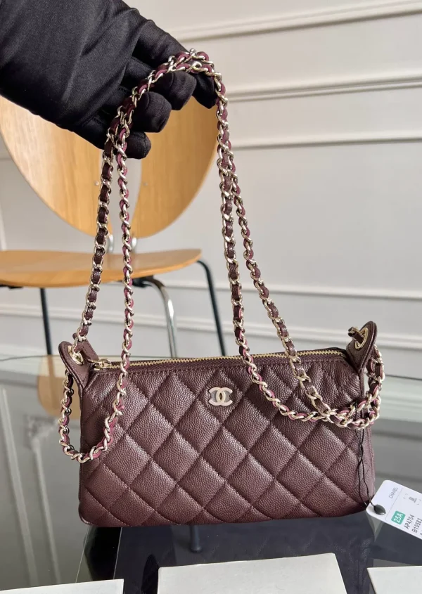Chanel Quilted Chain Shoulder Bag image 1