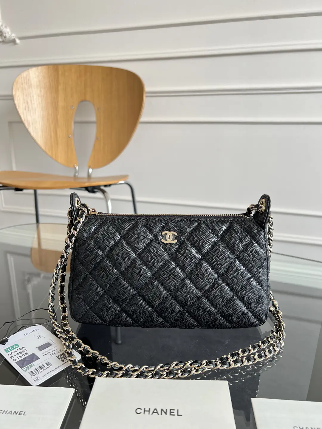 Chanel Quilted Chain Shoulder Bag image 1