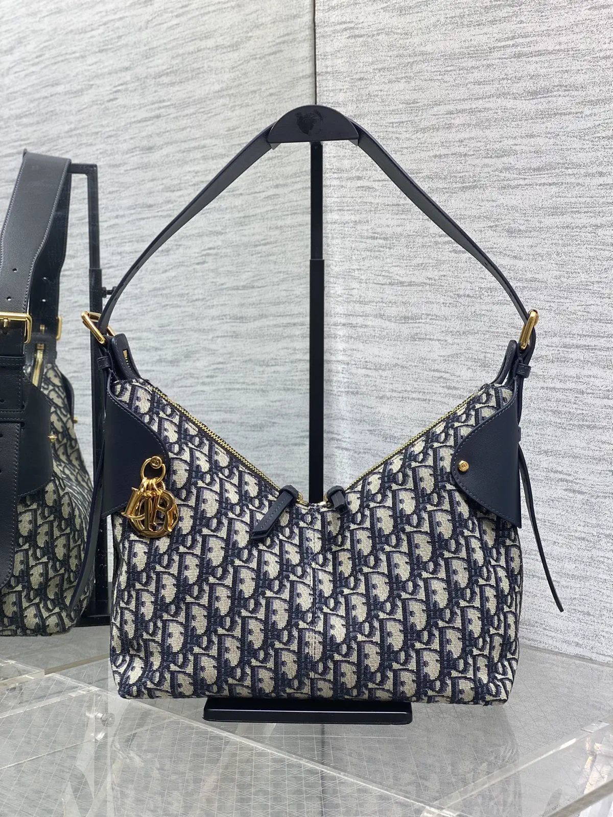 Dior Oblique Monogram Shoulder Bag image 1