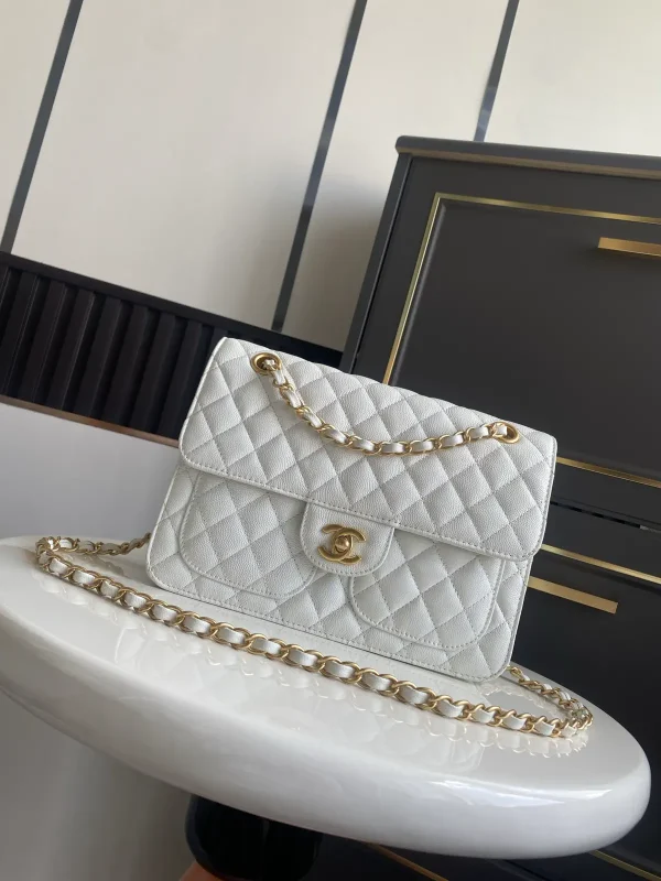 Chanel Quilted Double Pocket Flap Bag image 1