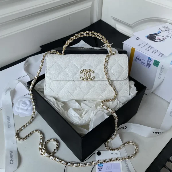 Chanel White Quilted Chain Bag image 1