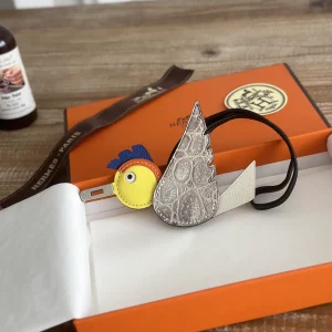 Hermès Bird-Shaped Bag Charm Keychain image 1