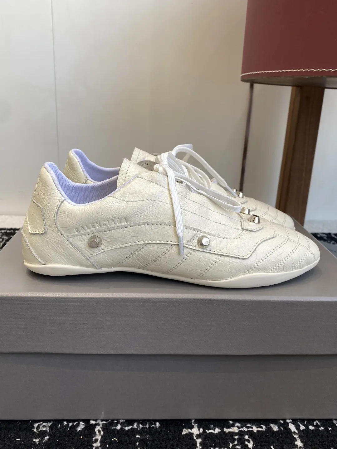 Balenciaga Women's Retro Casual Sneakers image 1