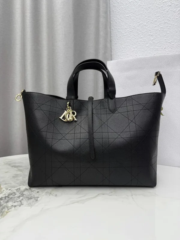 Dior Black Quilted Leather Tote Bag image 1