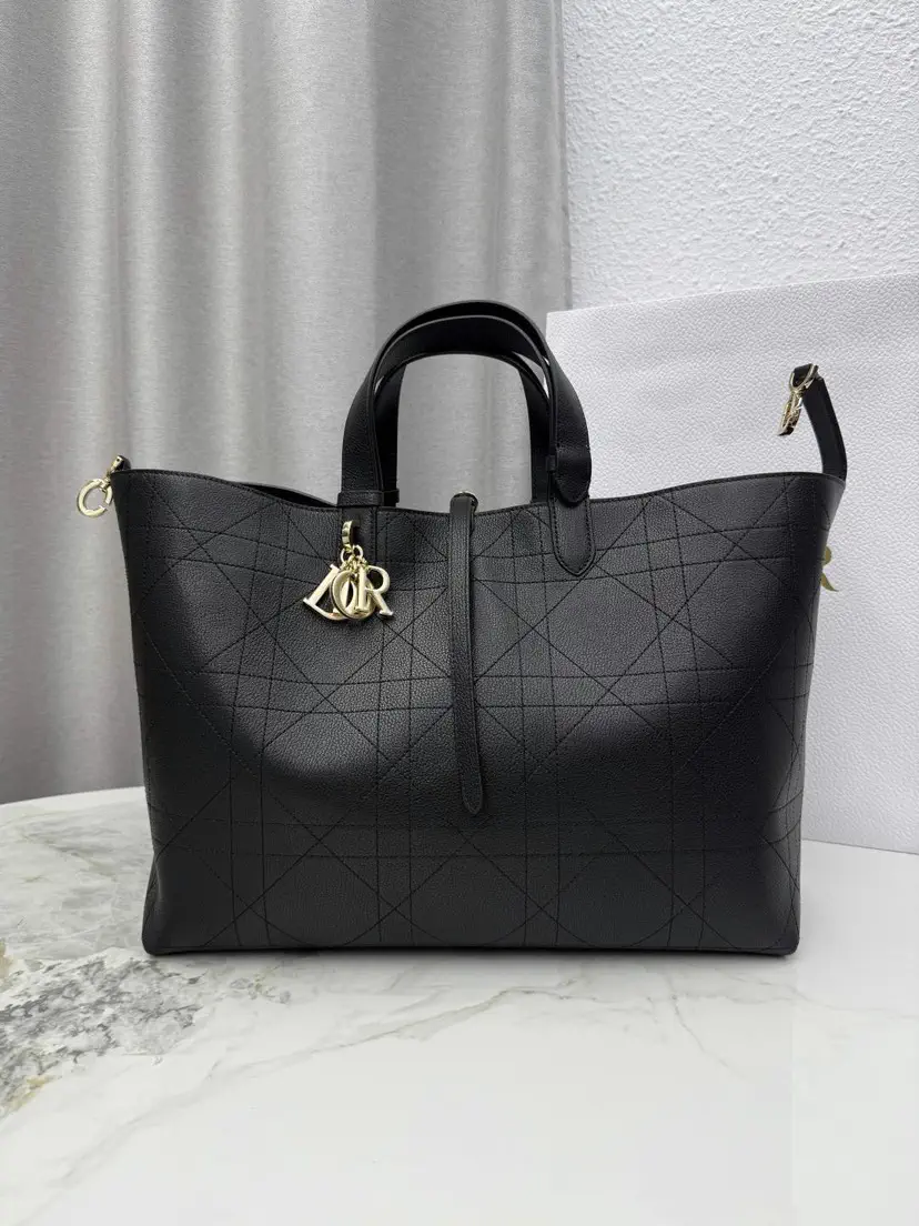 Dior Black Quilted Leather Tote Bag image 1