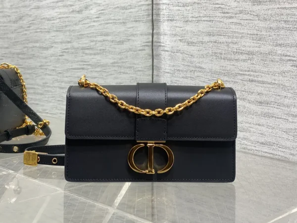 Dior 30 Montaigne Shoulder Bag image 1