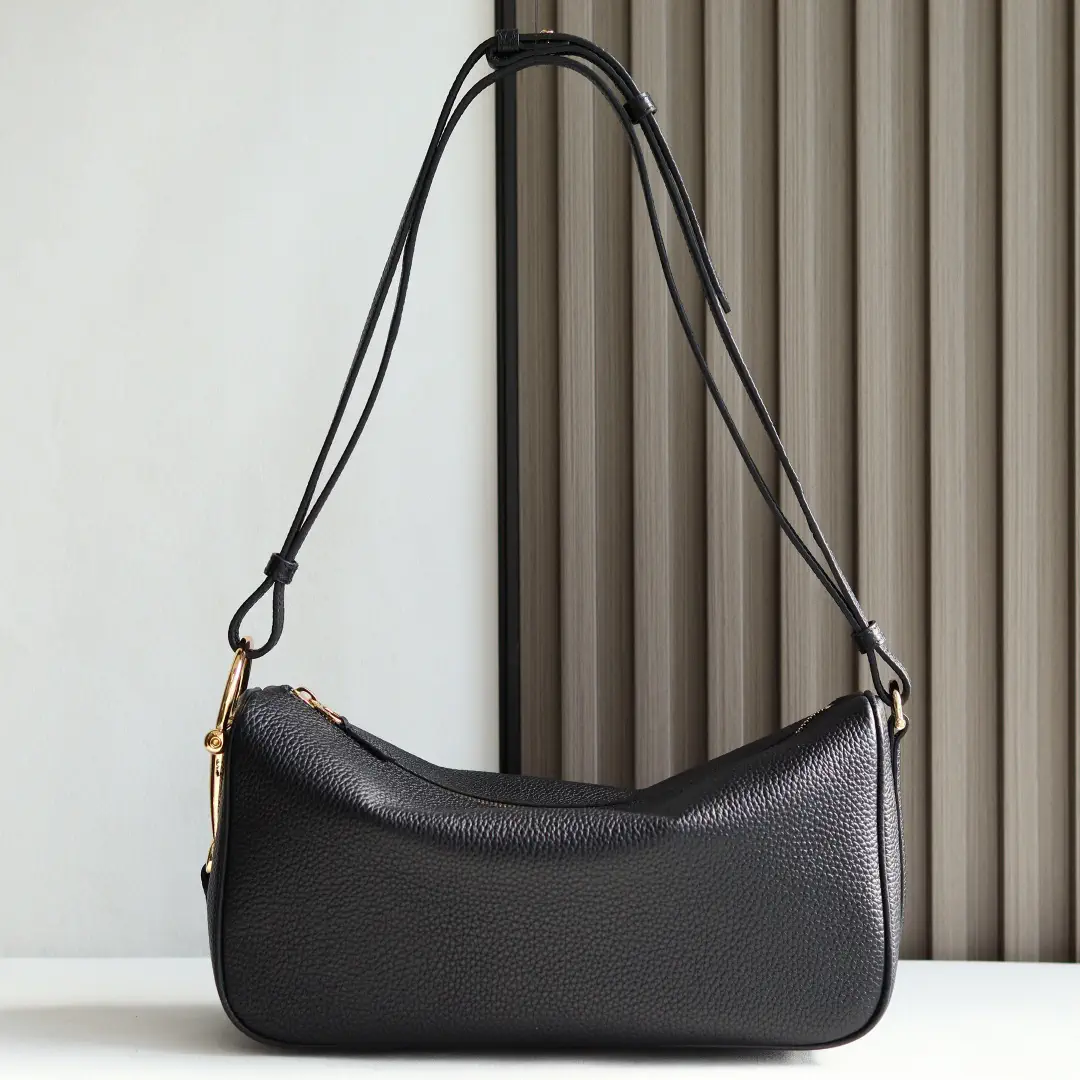 Gucci Half Horsebit Shoulder Bag image 1