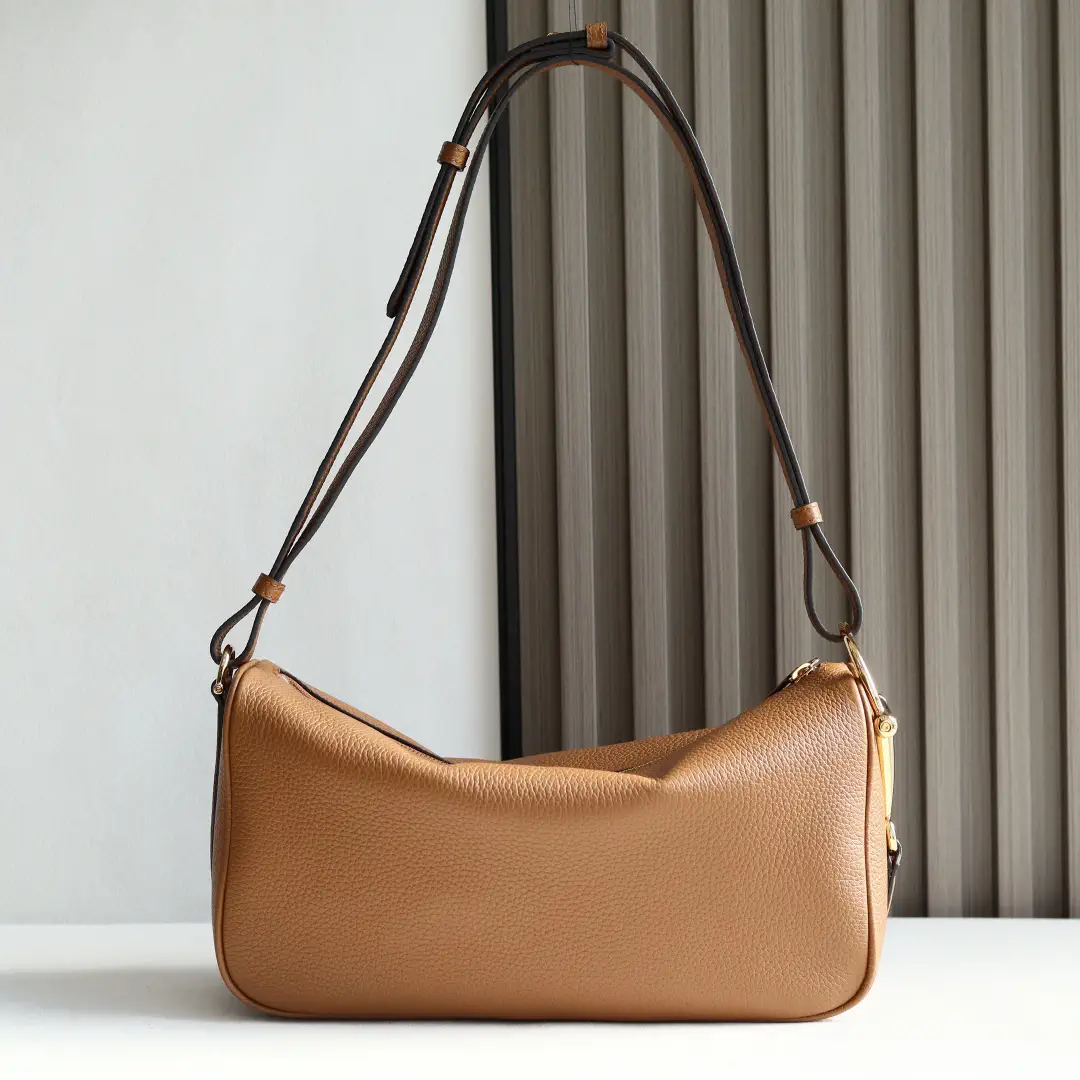 Gucci Half Horsebit Shoulder Bag image 1