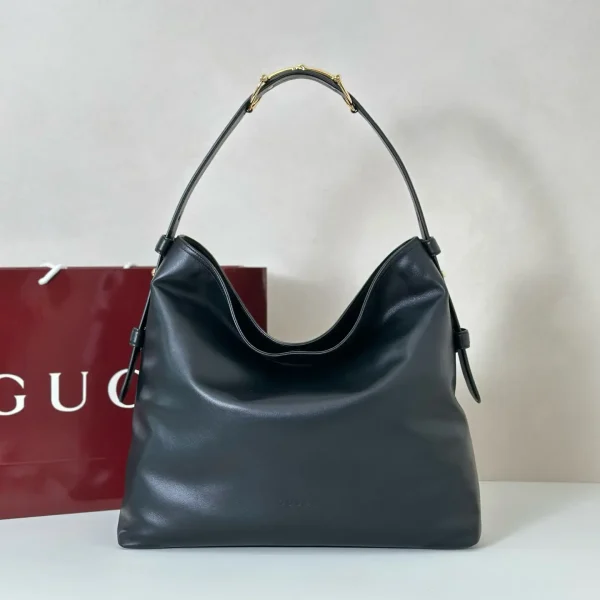 Gucci Black Leather Shoulder Bag image 1