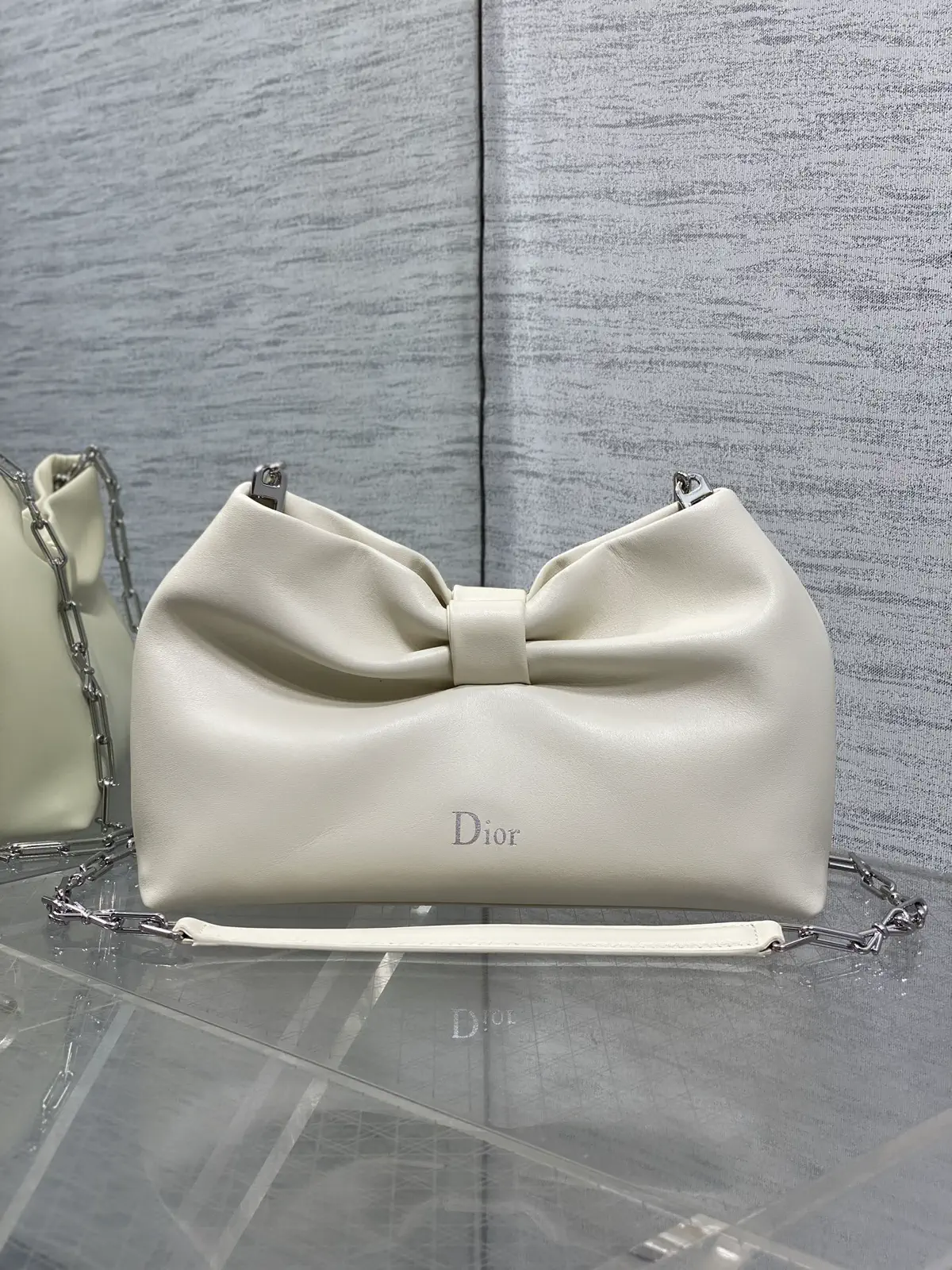 Dior White Bow Detail Lambskin Chain Bag image 1