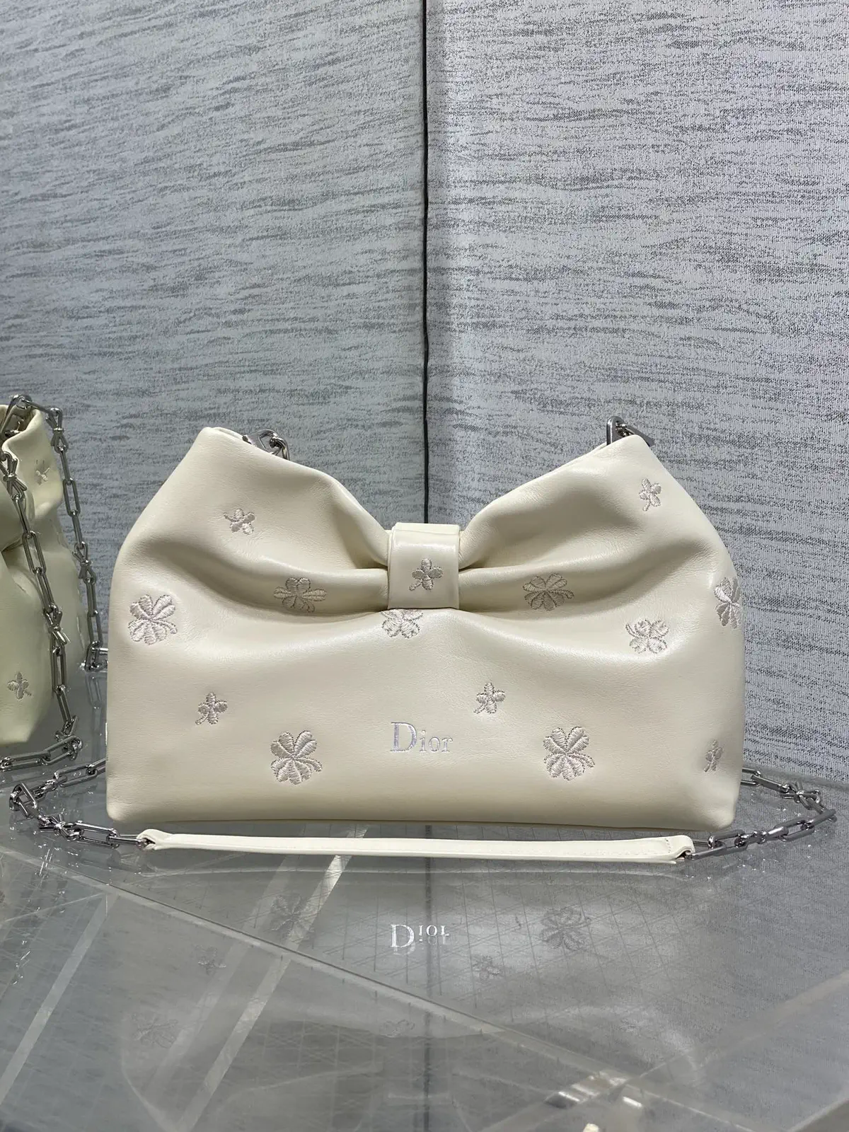 Dior Embroidered Flower Bow Chain Bag image 1