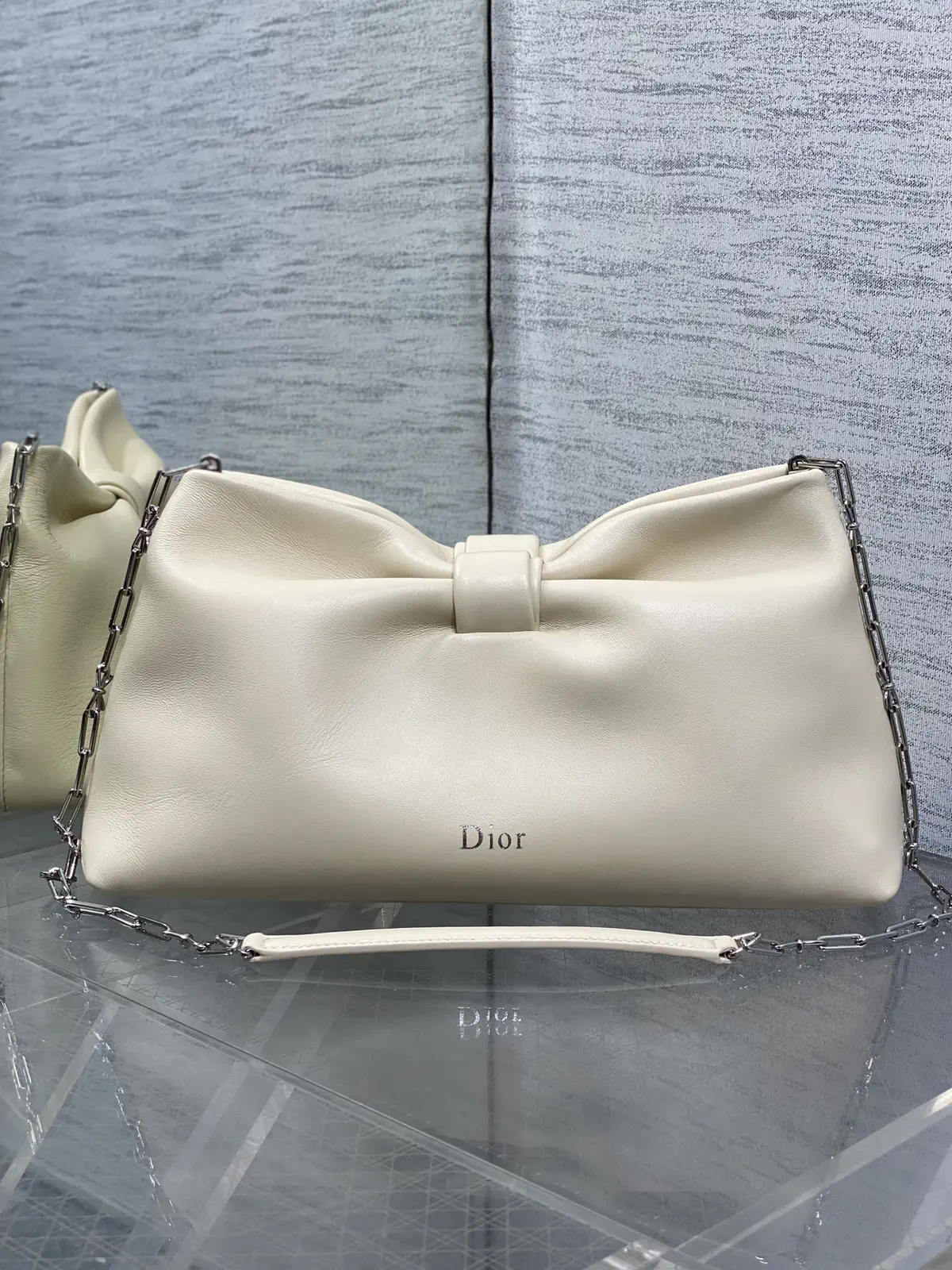 Dior Cream Bow Detail Chain Bag image 1