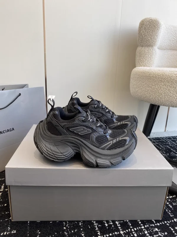 10XL Series Unisex Chunky Sneakers image 1