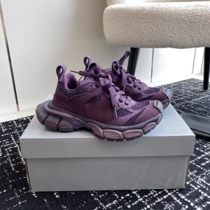 3XL Distressed Chunky Running Shoes image 1
