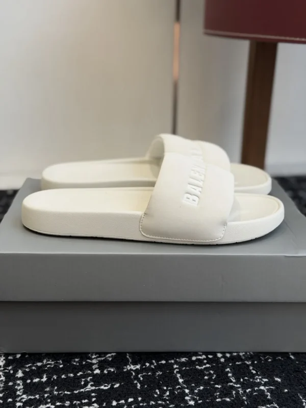 Balenciaga Solid Color Embossed Logo Slide Sandals image 1