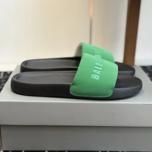 Balenciaga Solid Color Logo Slide Sandals image 1