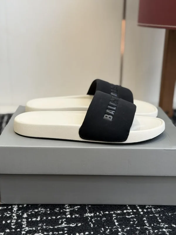 Balenciaga Solid Color Logo Slide Sandals image 1