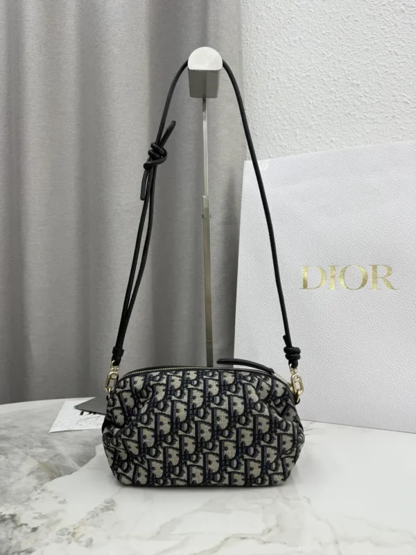 Dior Oblique Print Crossbody Bag image 1