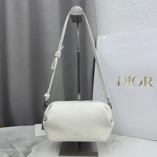 Dior White Lambskin Bow Clutch Bag image 1