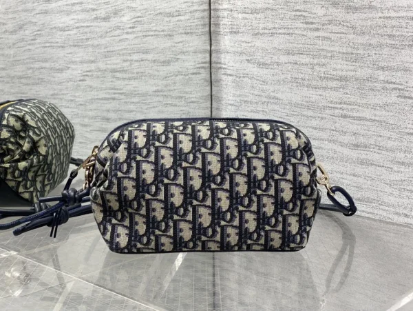 Dior Oblique Print Crossbody Bag image 1