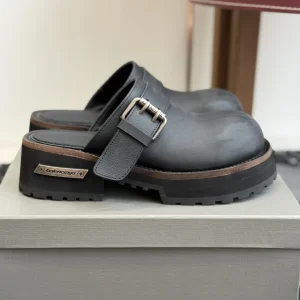 Distressed Platform Closed Toe Mule Slippers image 1