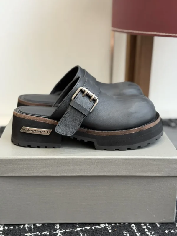 Distressed Platform Closed Toe Mule Slippers image 1