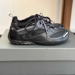 Balenciaga Monday Ultra Round Toe Lace-Up Low-Top Casual Shoes image 1