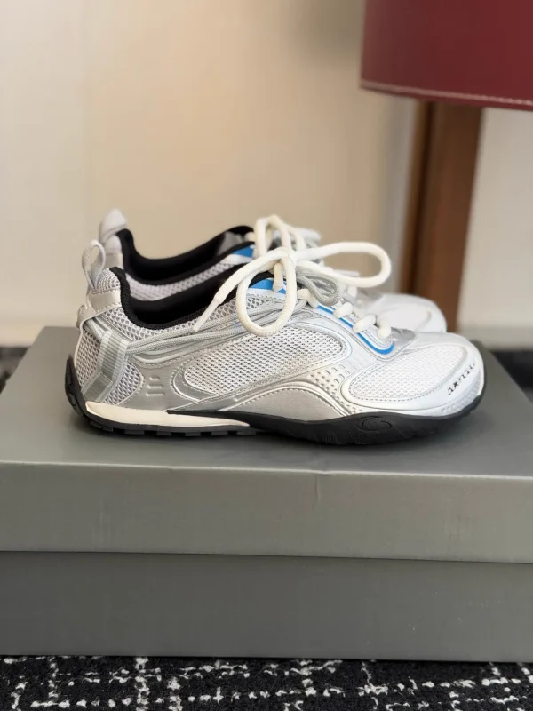 Balenciaga Monday Ultra Low-Top Lace-Up Casual Shoes image 1