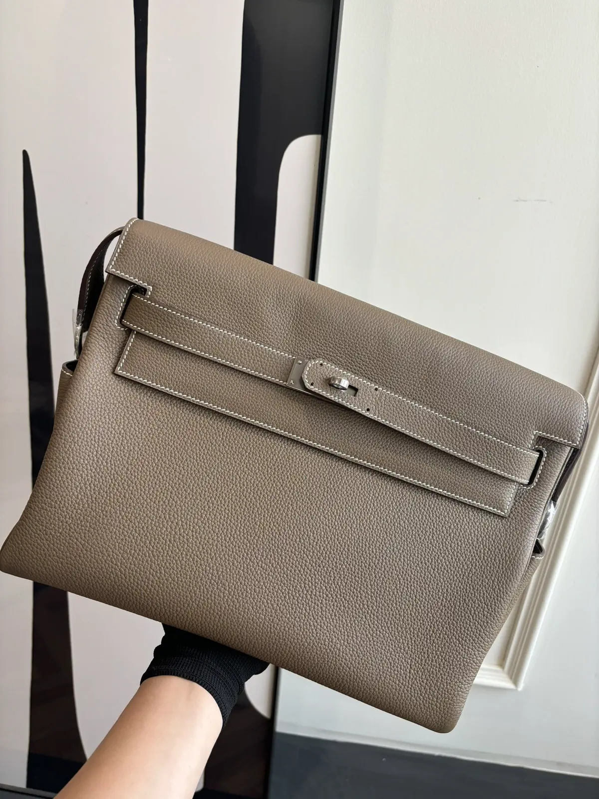 Hermès Kelly Messenger Bag image 1