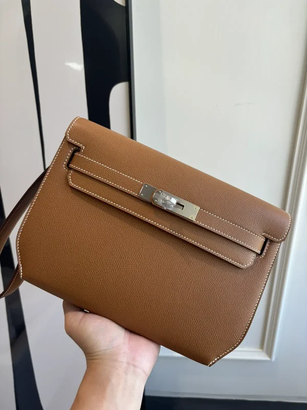 Hermès Kelly Depeches 25 Top Handle Bag image 1
