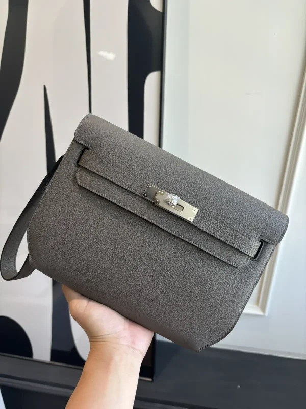 Hermès Kelly Depeches 25 Crossbody Bag image 1
