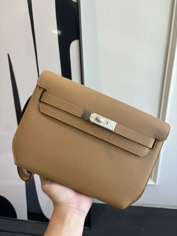 Hermès Kelly Depeches 25 Crossbody Bag image 1