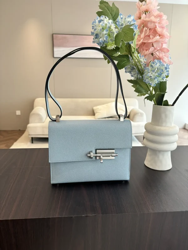 Hermès Verrou 21cm Shoulder Bag image 1