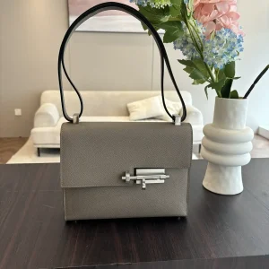 Hermès Verrou 21cm Shoulder Bag image 1