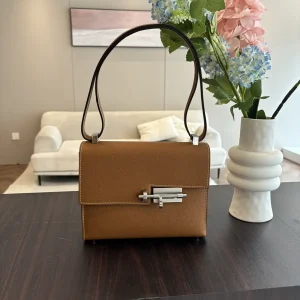Hermès Verrou 21cm Shoulder Bag image 1