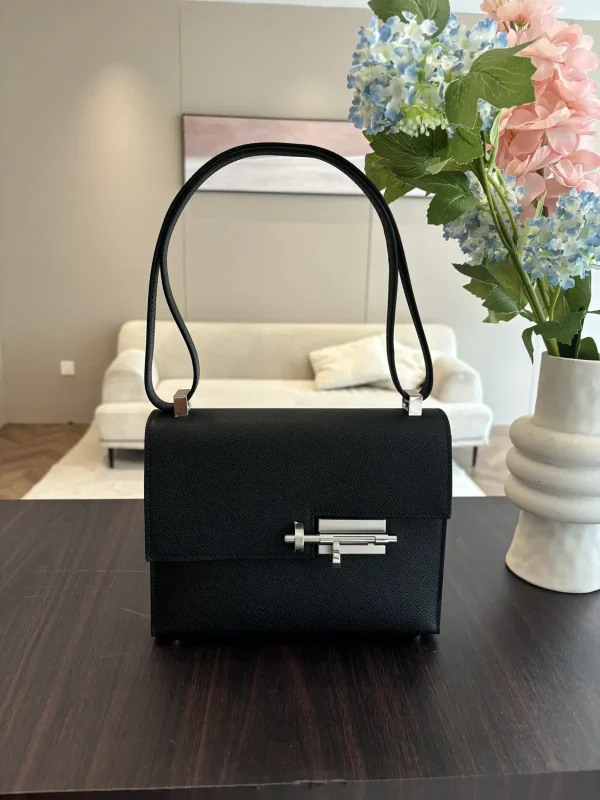 Hermès Verrou 21cm Shoulder Bag image 1