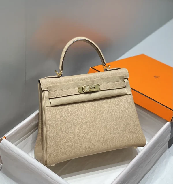 Hermès Kelly Top Handle Bag image 1
