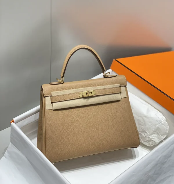 Hermès Top Handle Bag image 1