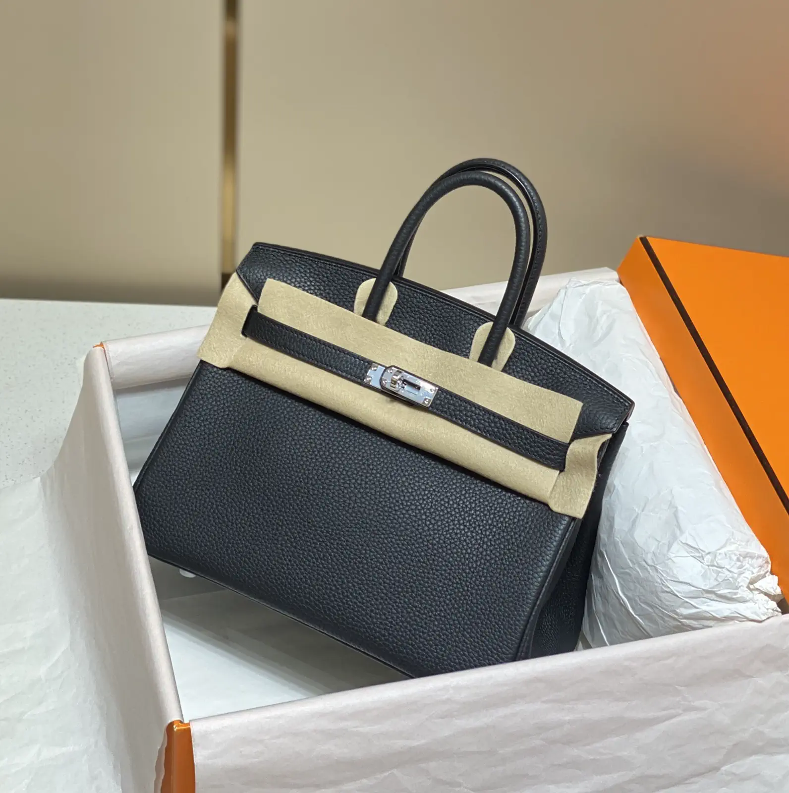 Hermès Birkin Top Handle Bag image 1
