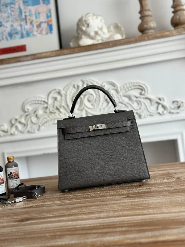 Hermès Kelly Top Handle Bag image 1