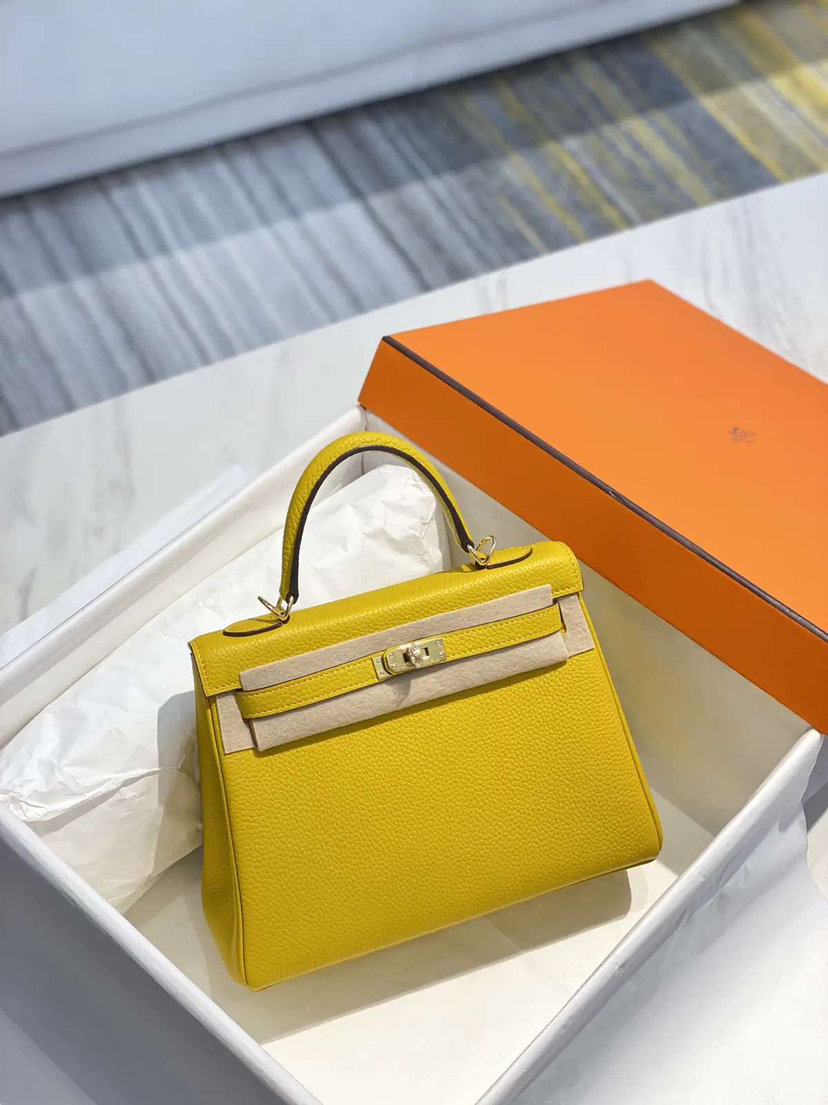Hermès Kelly Top Handle Bag image 1