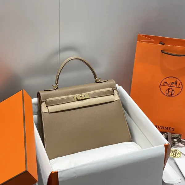 Hermès Kelly Top Handle Bag image 1