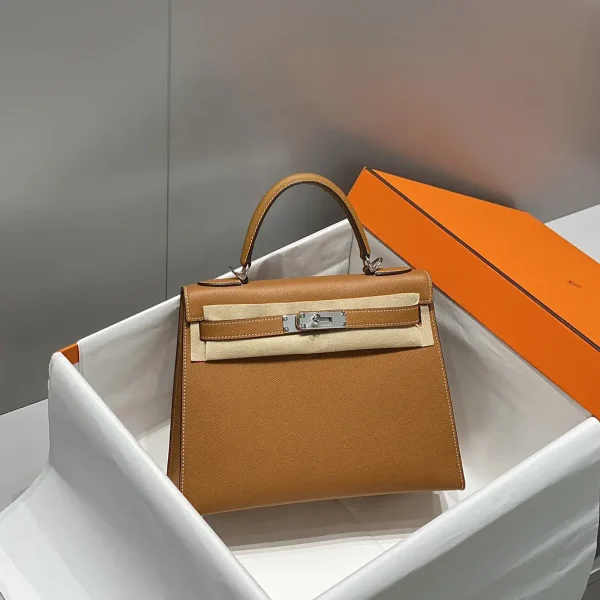 Hermès Epsom Kelly Top Handle Bag image 1