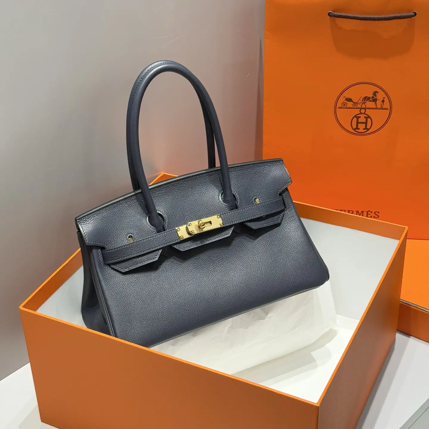 Hermès Shoulder Birkin Top Handle Bag image 1