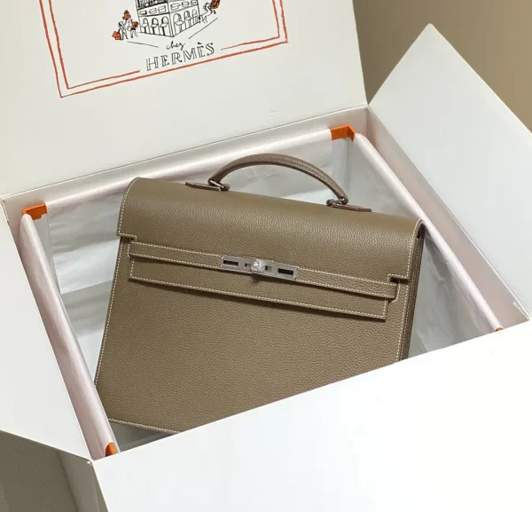 Hermès Top Handle Bag image 1