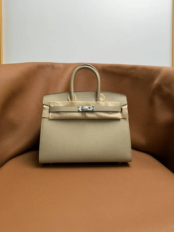 Hermès Top Handle Bag image 1