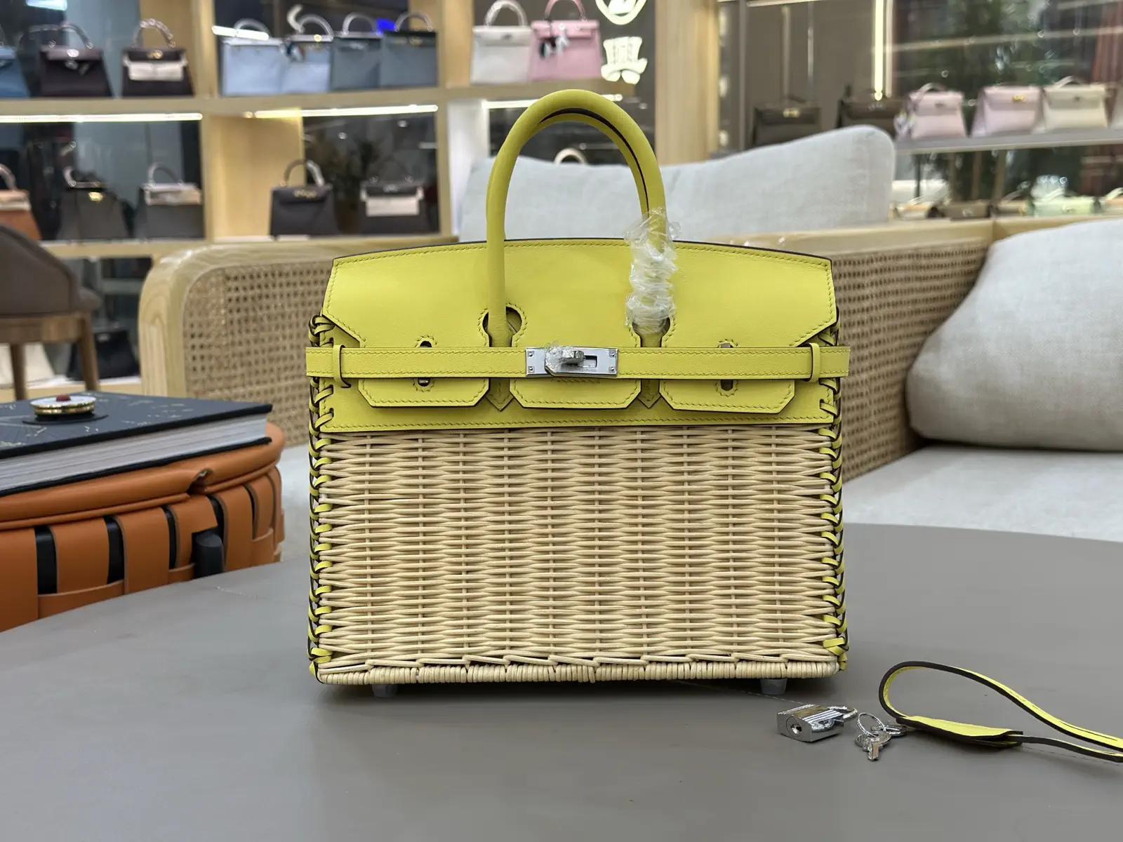 Hermès Wicker and Leather Picnic Top Handle Bag image 1