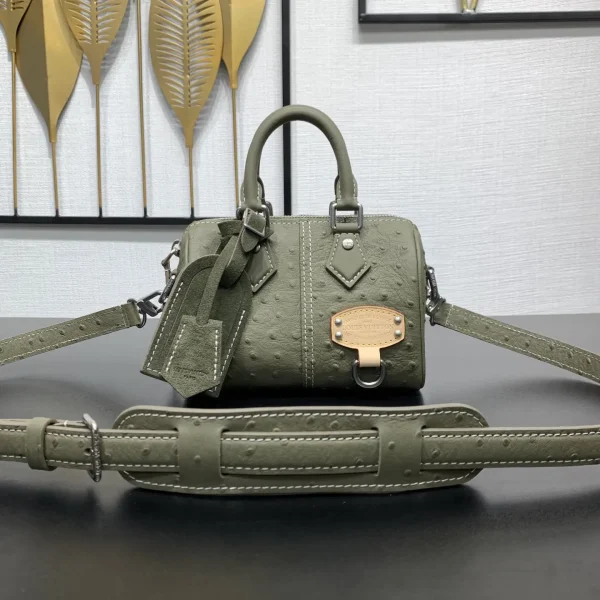 Louis Vuitton Ostrich Pattern Speedy P9 Bandoulière 18 Top Handle Bag image 1