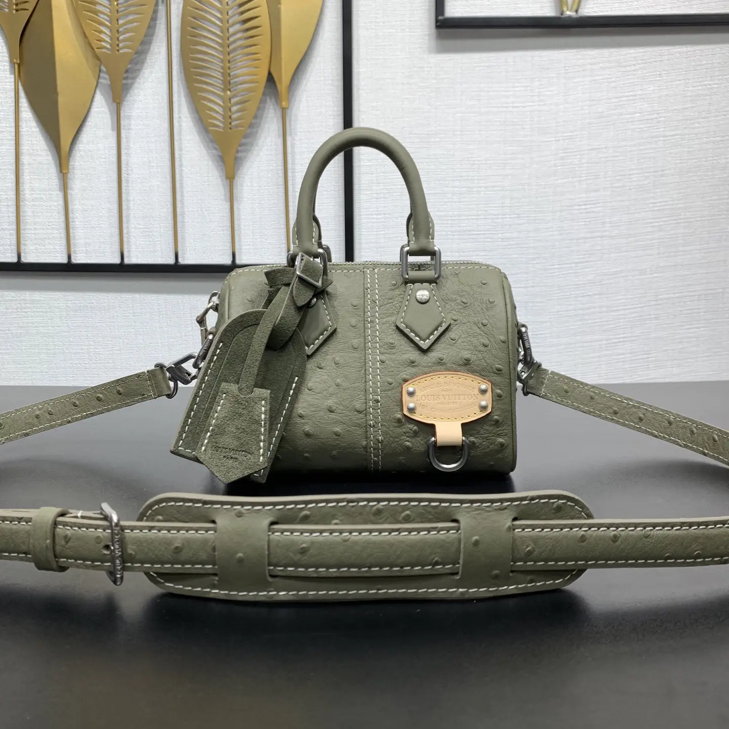 Louis Vuitton Ostrich Pattern Speedy P9 Bandoulière 18 Top Handle Bag image 1